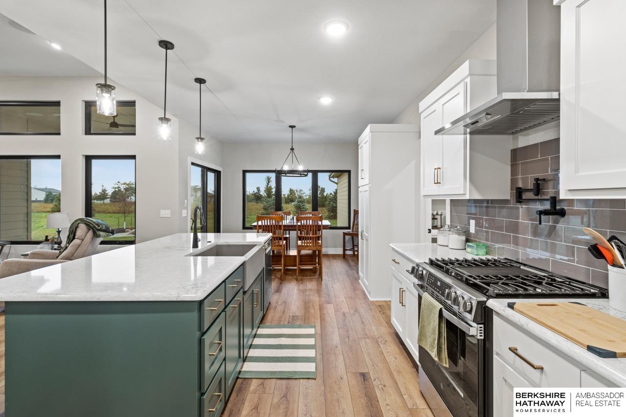 Blair, Nebraska 68008, United States, 4 Bedrooms Bedrooms, ,3 BathroomsBathrooms,Residential,Active,221884