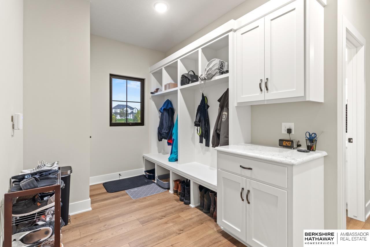 Blair, Nebraska 68008, United States, 4 Bedrooms Bedrooms, ,3 BathroomsBathrooms,Residential,Active,221884