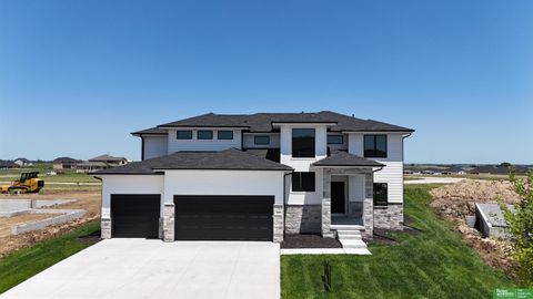 Photo of 19606 Jaynes Street, Elkhorn, NE 68022 (MLS # 22526829)