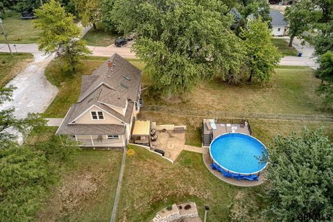 Photo of 204 S 2nd Street, Elmwood, NE 68349 (MLS # 22601238)