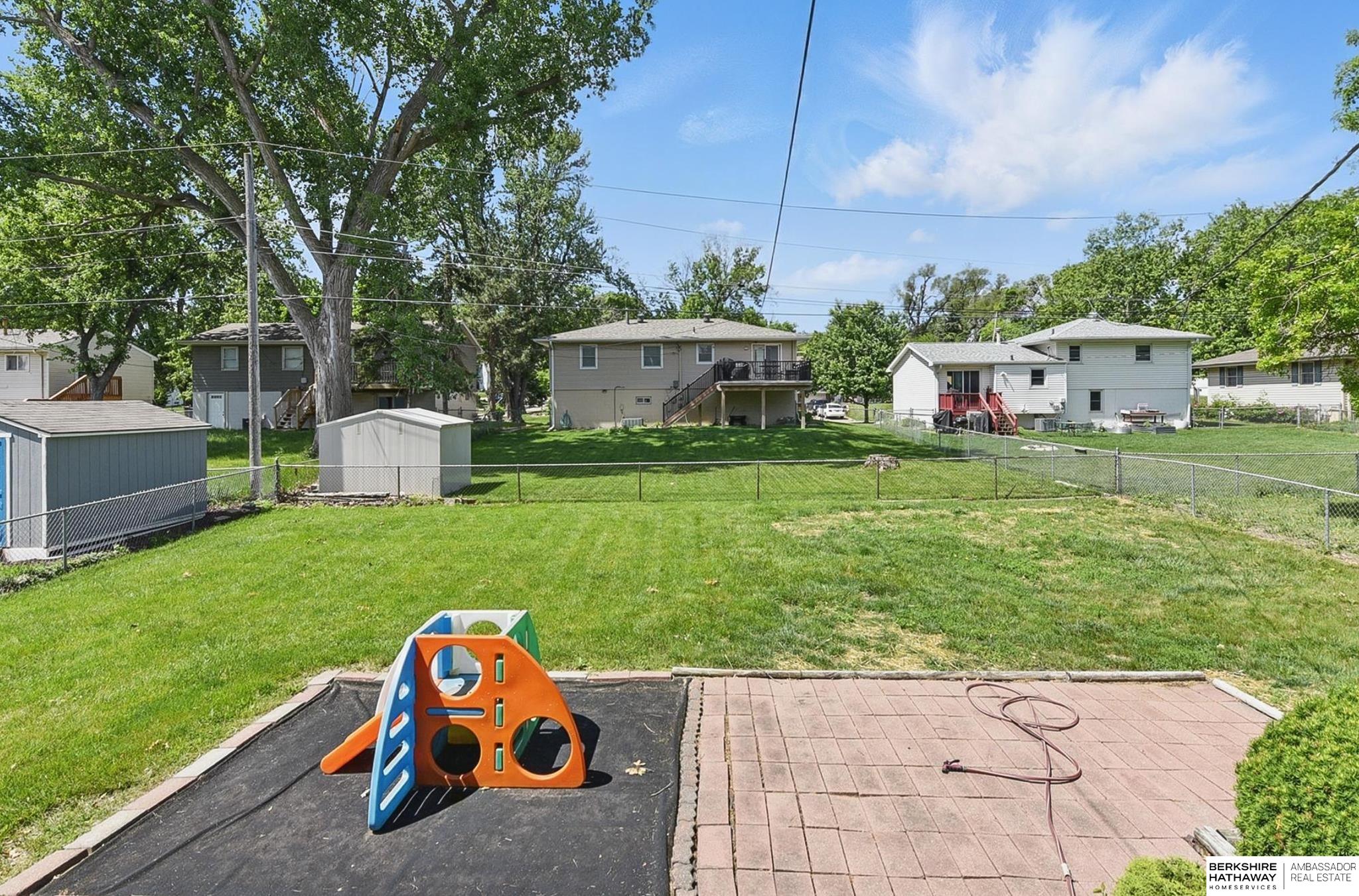 Omaha, Nebraska 68154, United States, 3 Bedrooms Bedrooms, ,2 BathroomsBathrooms,Residential,Pending,136923