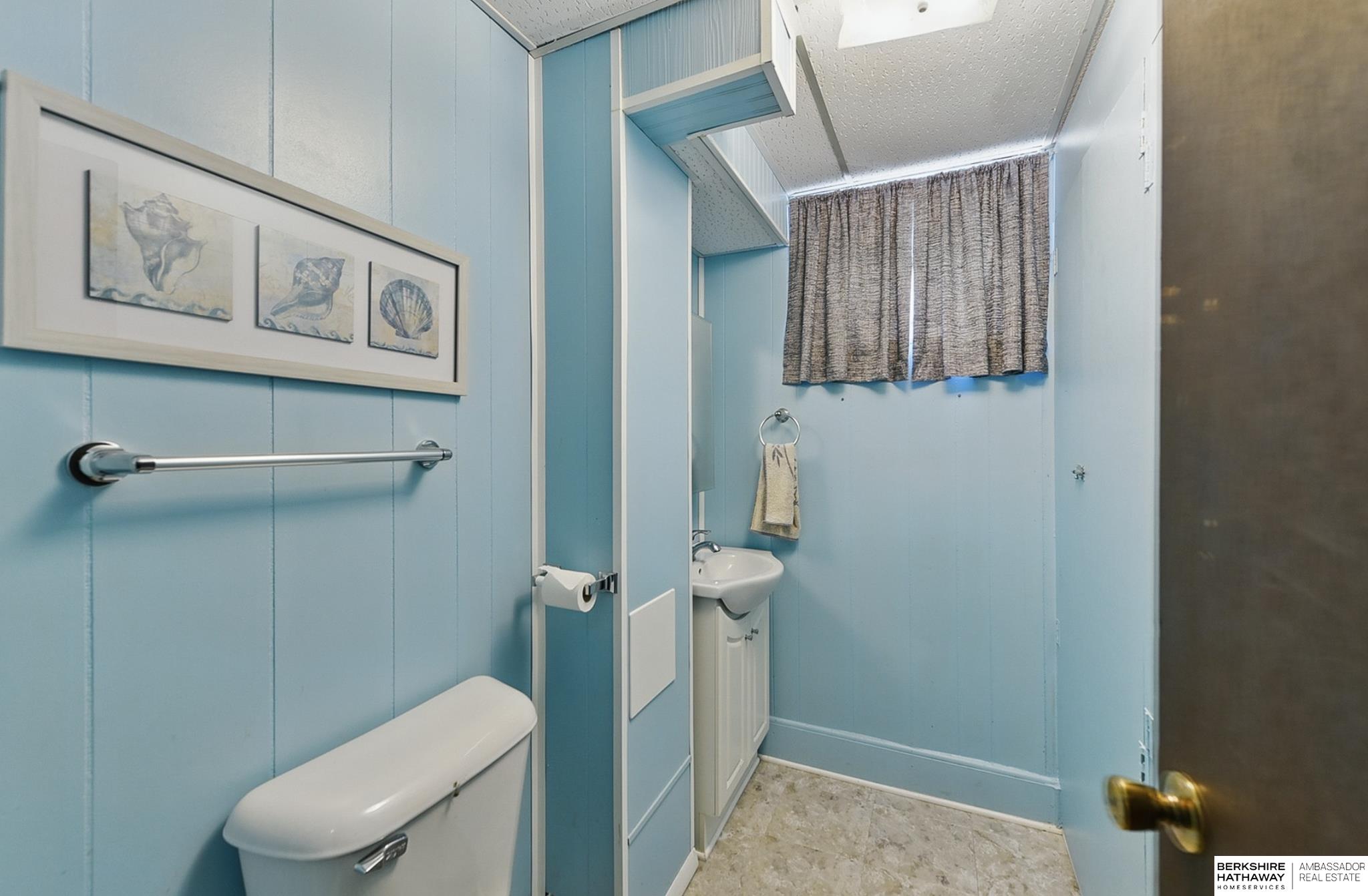 Omaha, Nebraska 68154, United States, 3 Bedrooms Bedrooms, ,2 BathroomsBathrooms,Residential,Pending,136923