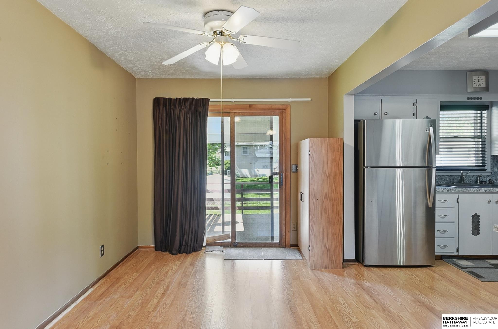 Omaha, Nebraska 68154, United States, 3 Bedrooms Bedrooms, ,2 BathroomsBathrooms,Residential,Pending,136923