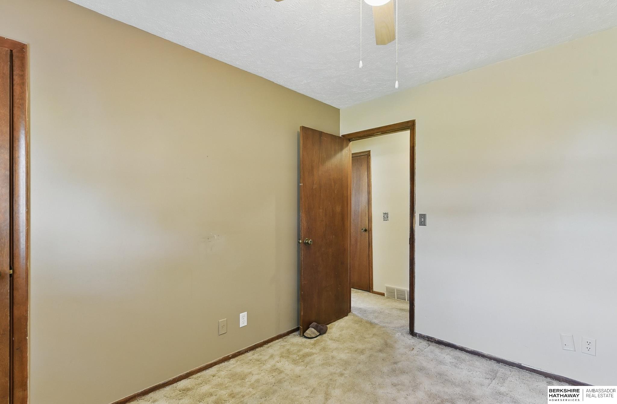 Omaha, Nebraska 68154, United States, 3 Bedrooms Bedrooms, ,2 BathroomsBathrooms,Residential,Pending,136923