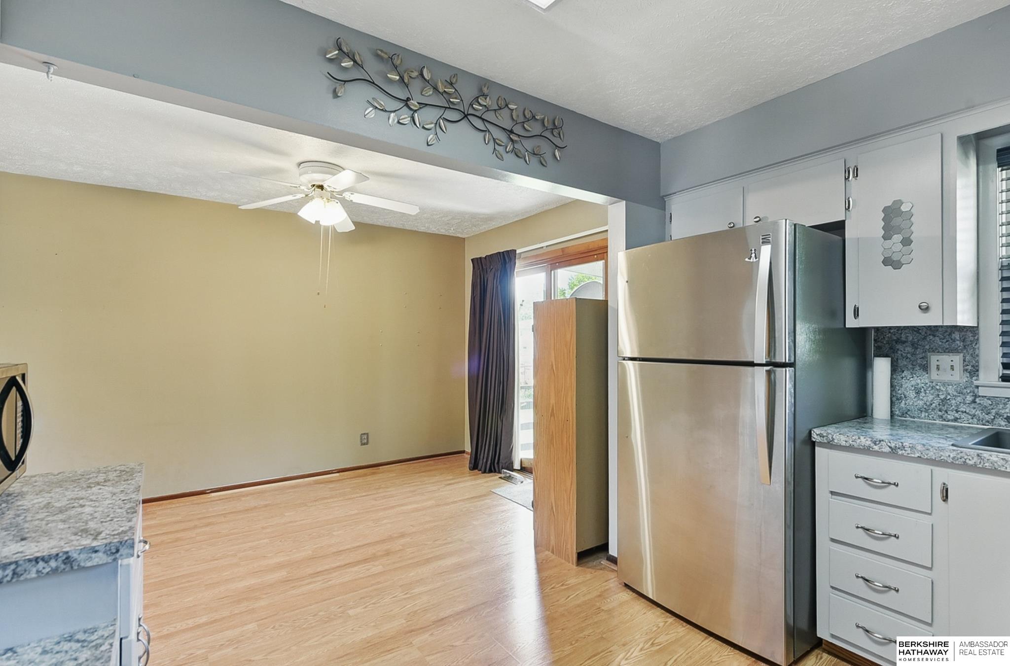 Omaha, Nebraska 68154, United States, 3 Bedrooms Bedrooms, ,2 BathroomsBathrooms,Residential,Pending,136923