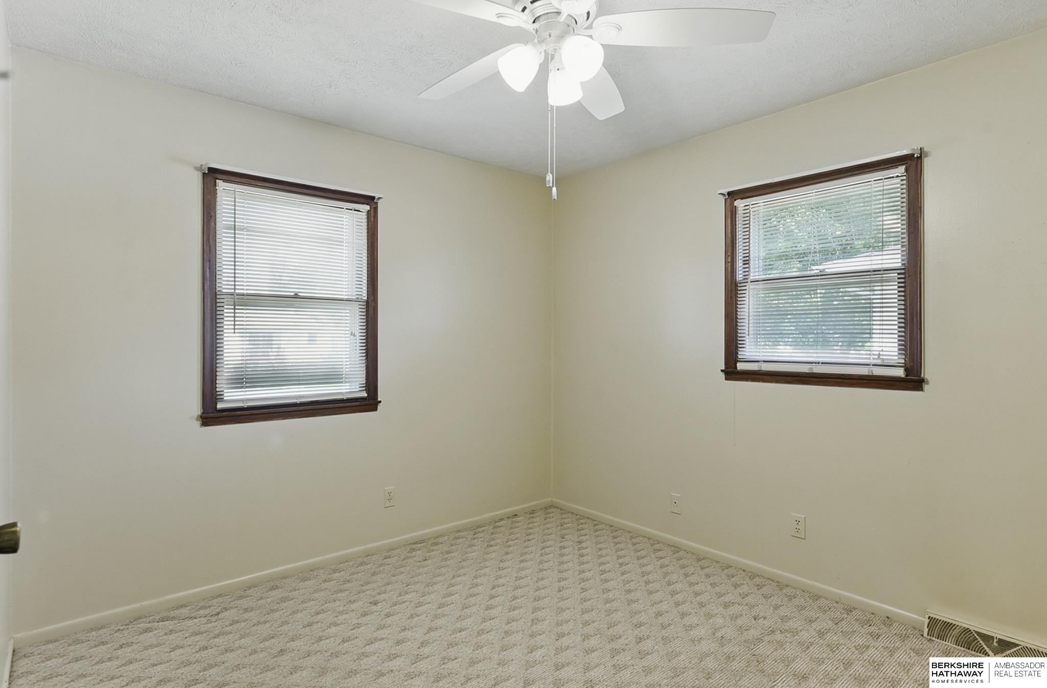 Omaha, Nebraska 68154, United States, 3 Bedrooms Bedrooms, ,2 BathroomsBathrooms,Residential,Pending,136923