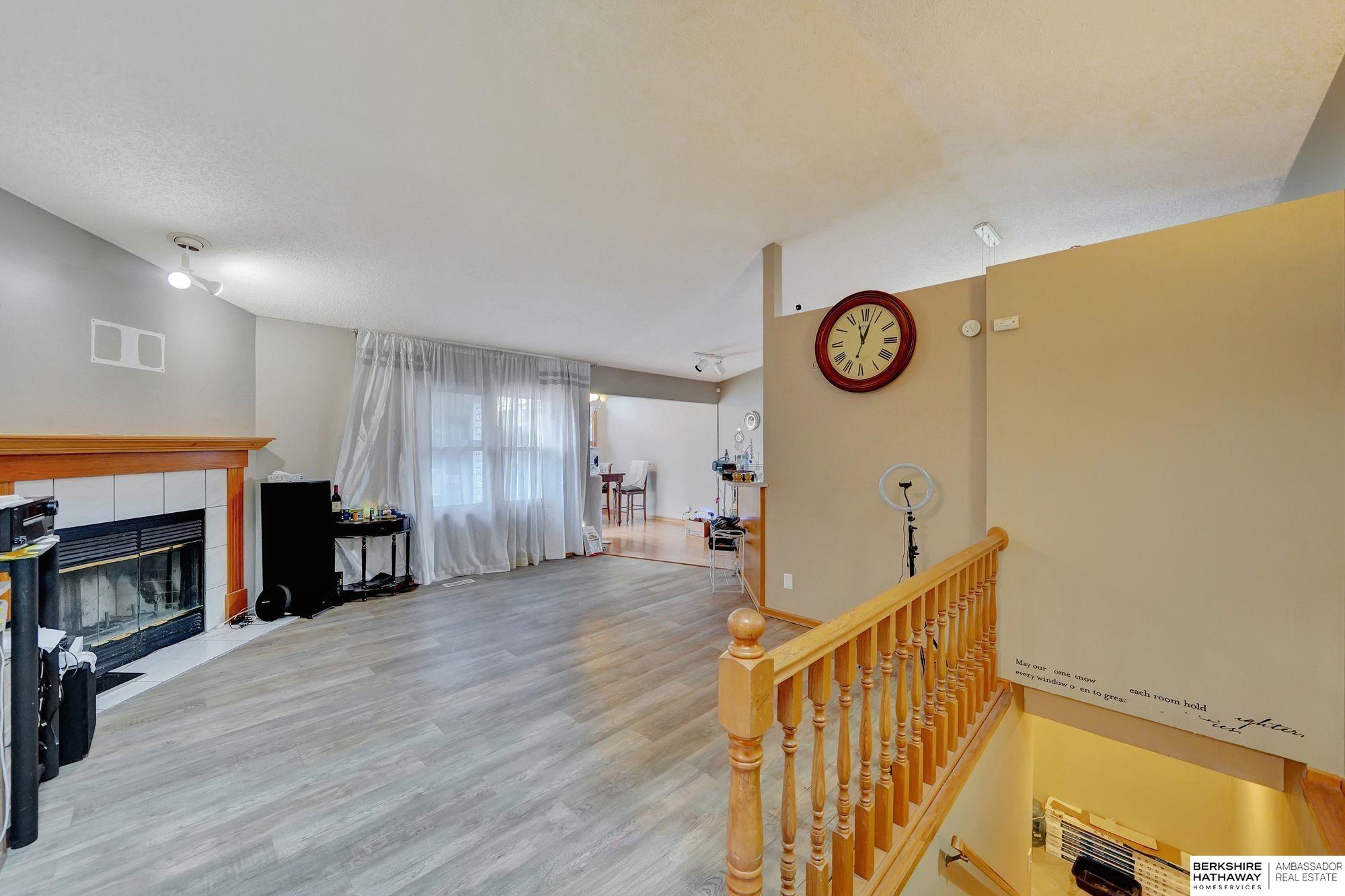 Lincoln, Nebraska 68512, United States, 3 Bedrooms Bedrooms, ,2 BathroomsBathrooms,Residential,Active,224615