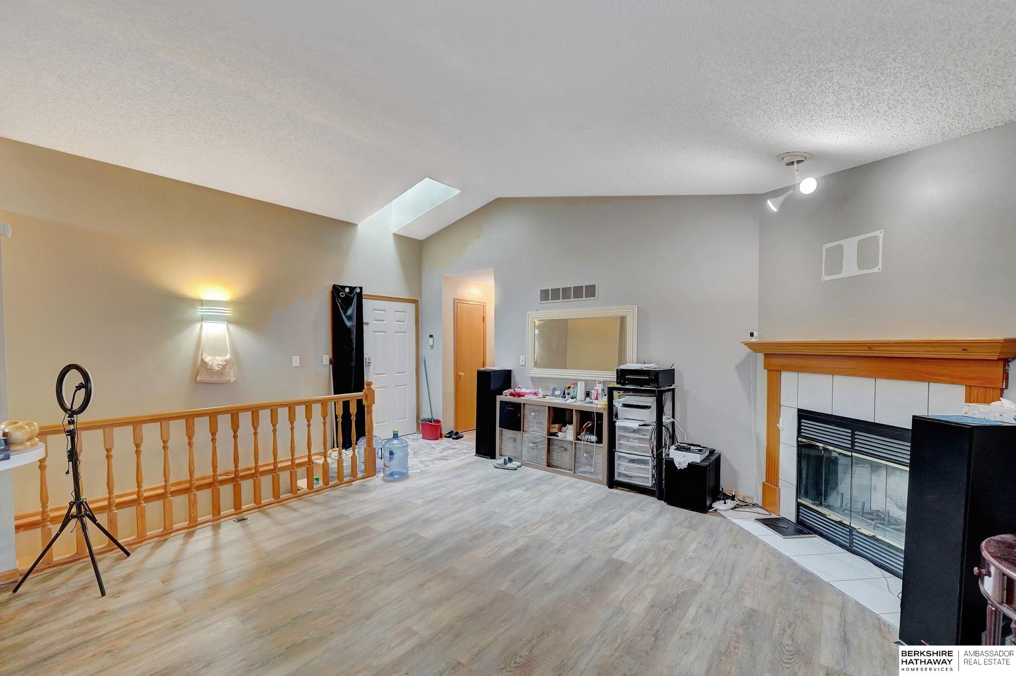 Lincoln, Nebraska 68512, United States, 3 Bedrooms Bedrooms, ,2 BathroomsBathrooms,Residential,Active,224615