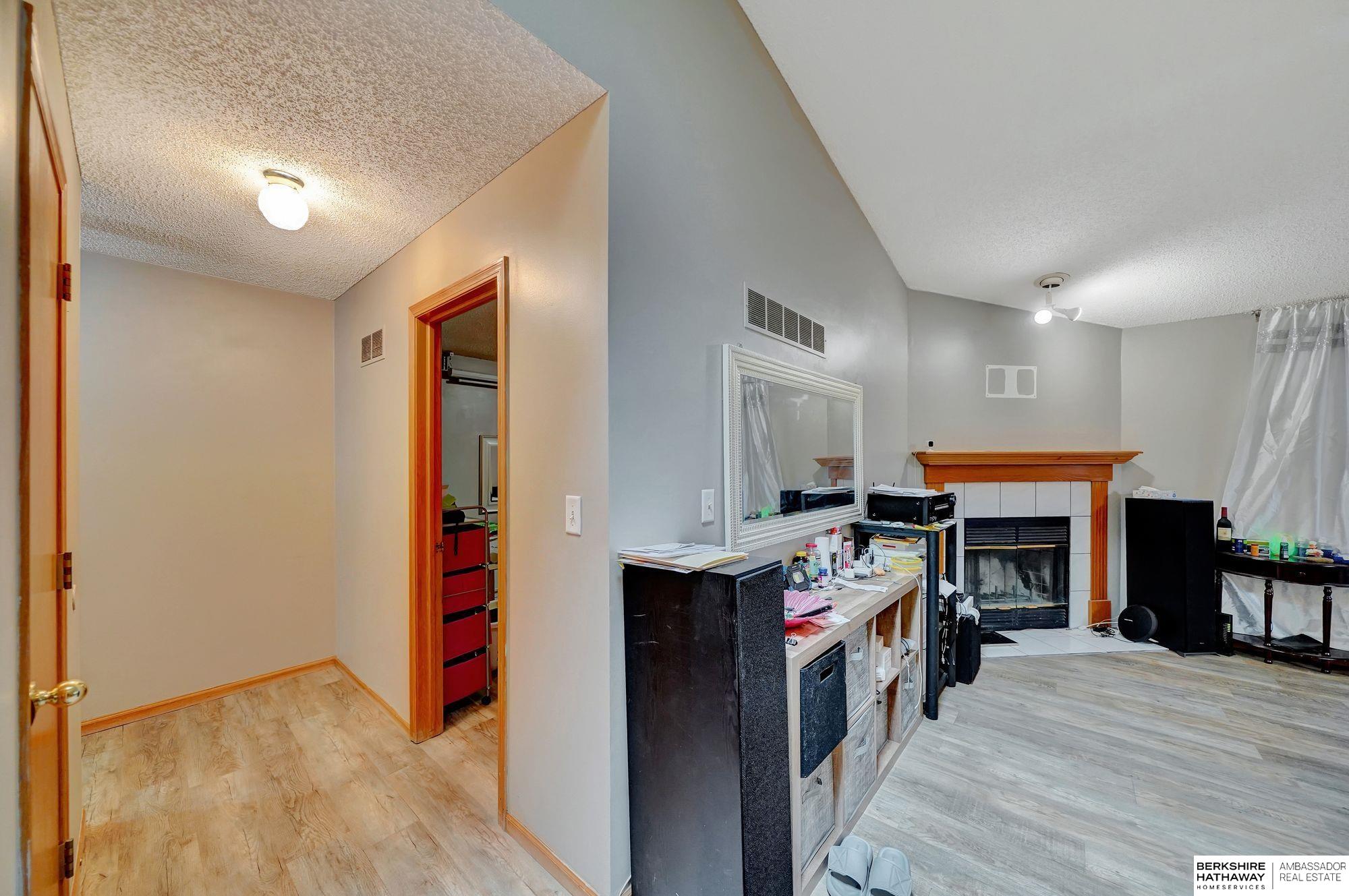 Lincoln, Nebraska 68512, United States, 3 Bedrooms Bedrooms, ,2 BathroomsBathrooms,Residential,Active,224615