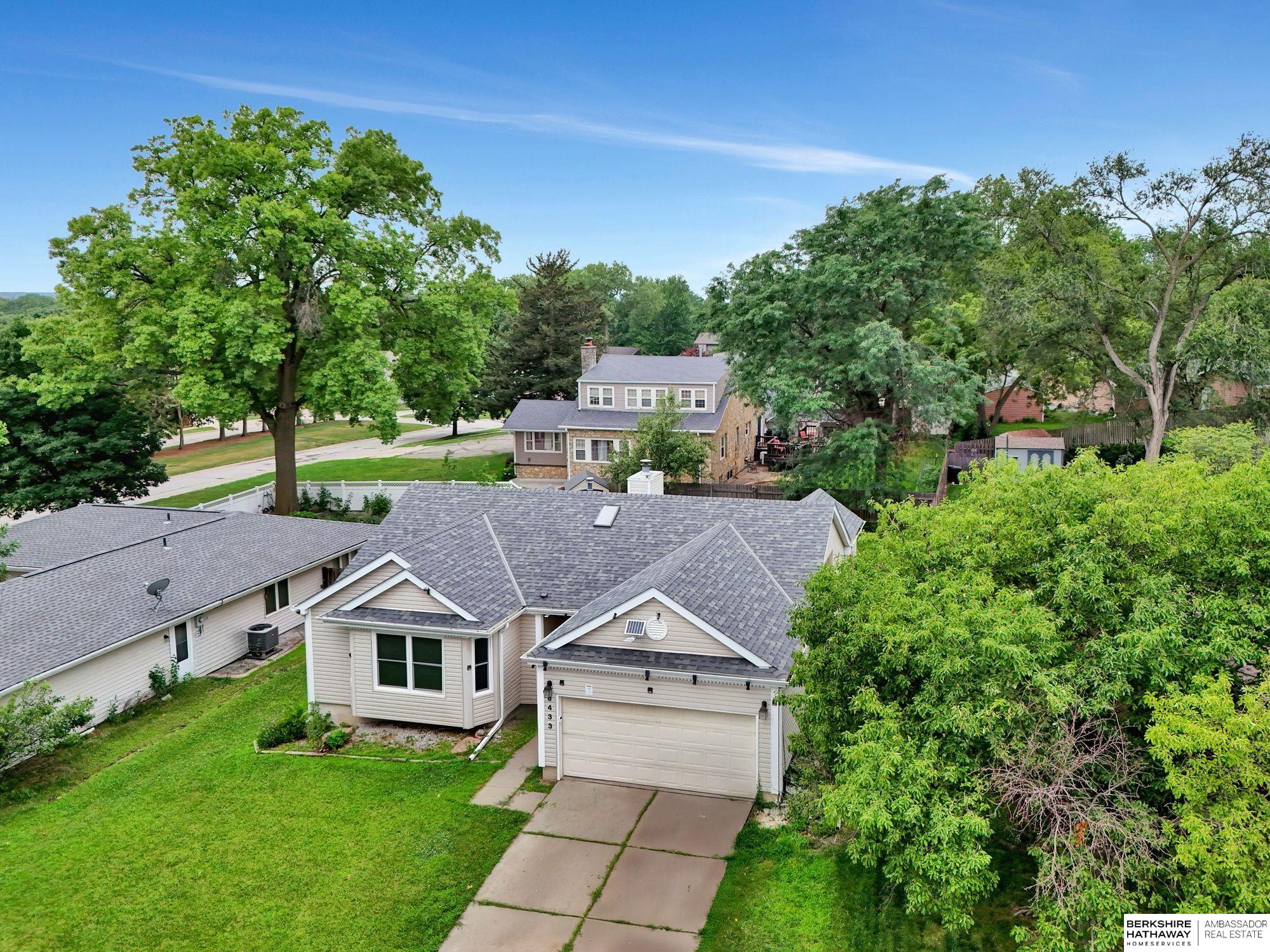 Lincoln, Nebraska 68512, United States, 3 Bedrooms Bedrooms, ,2 BathroomsBathrooms,Residential,Active,224615