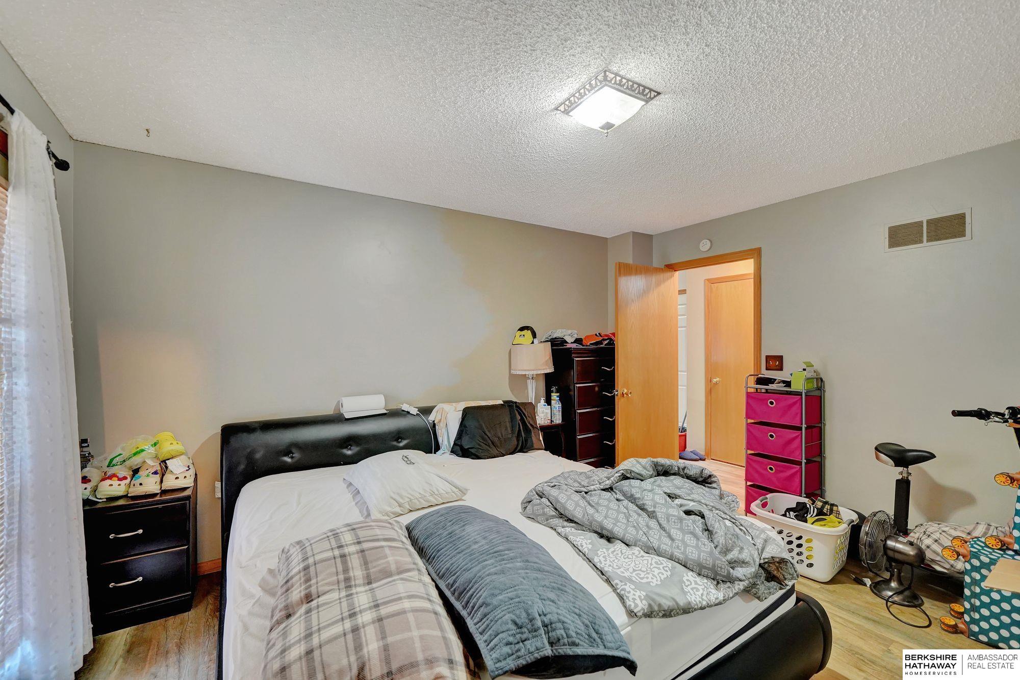 Lincoln, Nebraska 68512, United States, 3 Bedrooms Bedrooms, ,2 BathroomsBathrooms,Residential,Active,224615