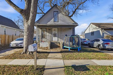 Photo of 1801 N 31st Street, Lincoln, NE 68503 (MLS # 22605764)