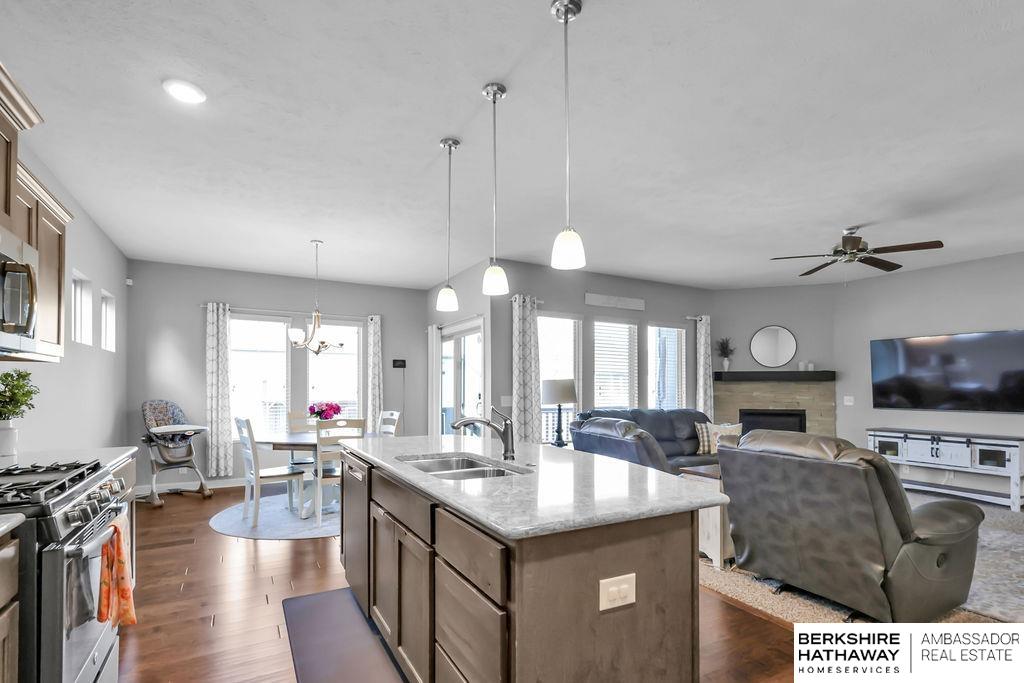 Bellevue, Nebraska 68123, United States, 4 Bedrooms Bedrooms, ,3 BathroomsBathrooms,Residential,Active,146965