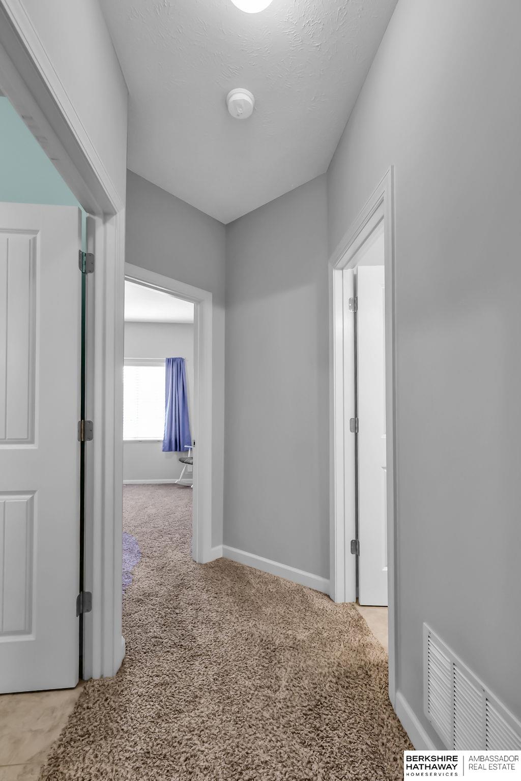 Bellevue, Nebraska 68123, United States, 4 Bedrooms Bedrooms, ,3 BathroomsBathrooms,Residential,Active,146965