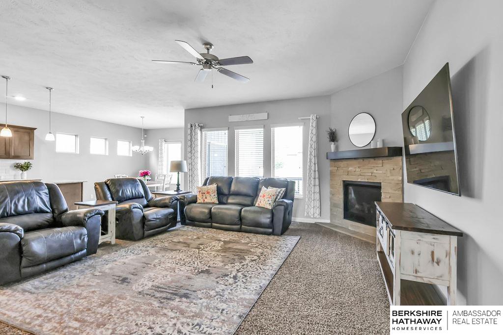 Bellevue, Nebraska 68123, United States, 4 Bedrooms Bedrooms, ,3 BathroomsBathrooms,Residential,Active,146965