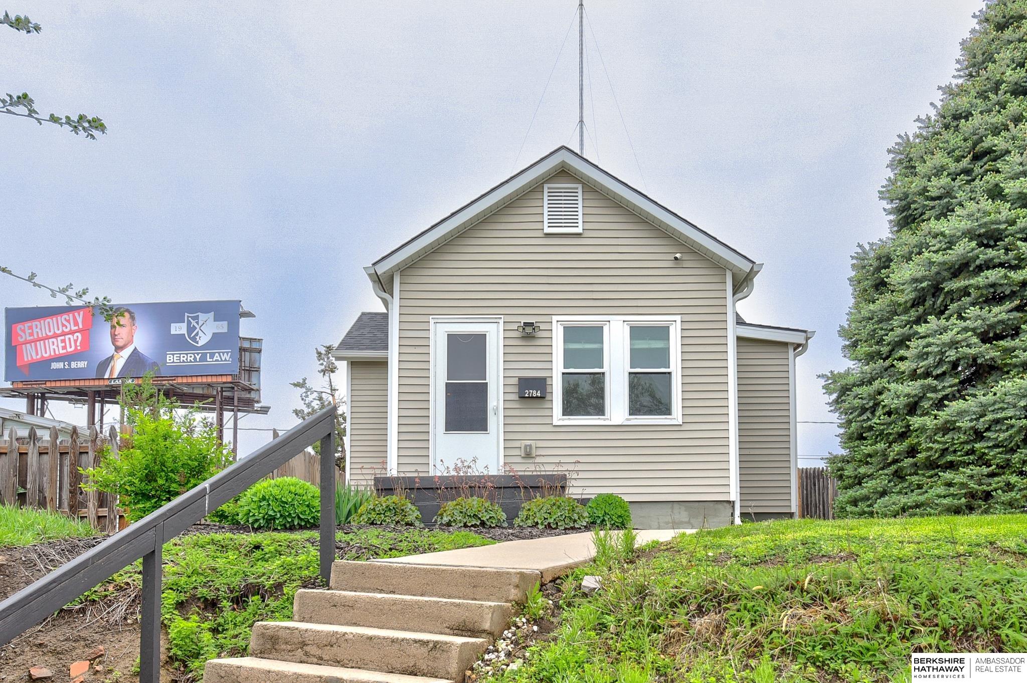 Omaha, Nebraska 68105, United States, 1 Bedroom Bedrooms, ,1 BathroomBathrooms,Residential,Pending,122050