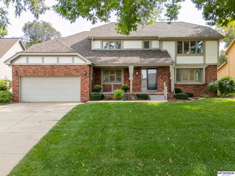 Photo of 6309 S 120th Plaza, Omaha, NE 68137 (MLS # 22528107)