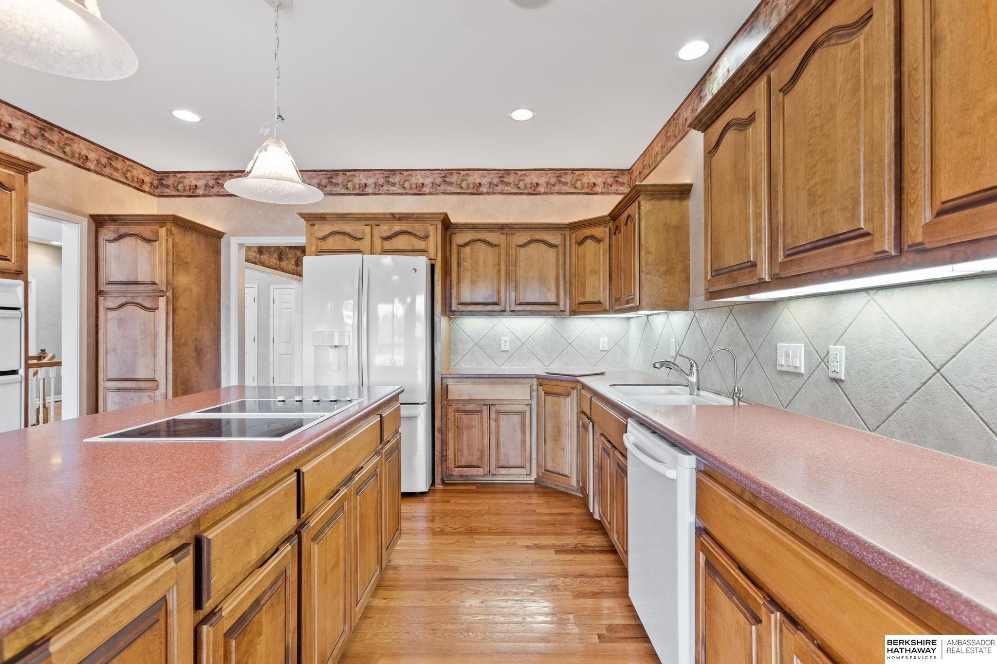 Omaha, Nebraska 68136, United States, 3 Bedrooms Bedrooms, ,3 BathroomsBathrooms,Residential,Active,219347