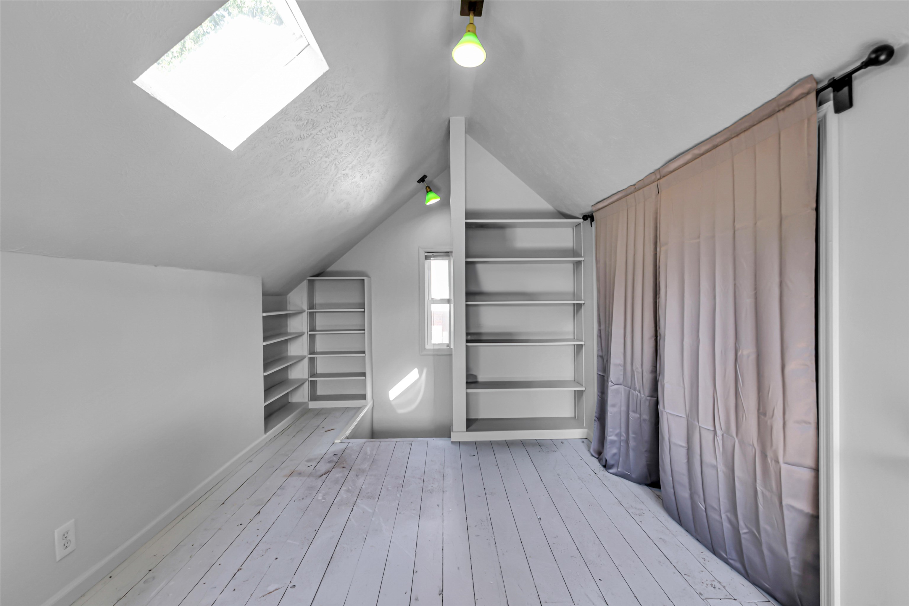 Omaha, Nebraska 68132, United States, 4 Bedrooms Bedrooms, ,2 BathroomsBathrooms,Residential,Active,164592