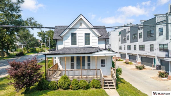 924 S 31ST ST, OMAHA, NE 68105 - Image 7e03d960d974e2a7a3216b6d7f89367f/3945407489