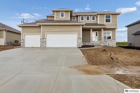 Photo of 8614 Legacy Street, Papillion, NE 68046 (MLS # 22601256)