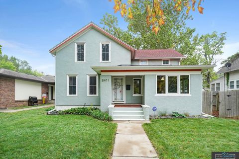 Photo of 2411 D Street, Lincoln, NE 68502 (MLS # 22529652)