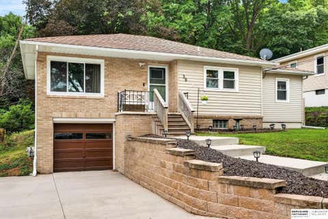 Photo of 39 Happy Hollow Boulevard, Council Bluffs, IA 51503 (MLS # 22621306)
