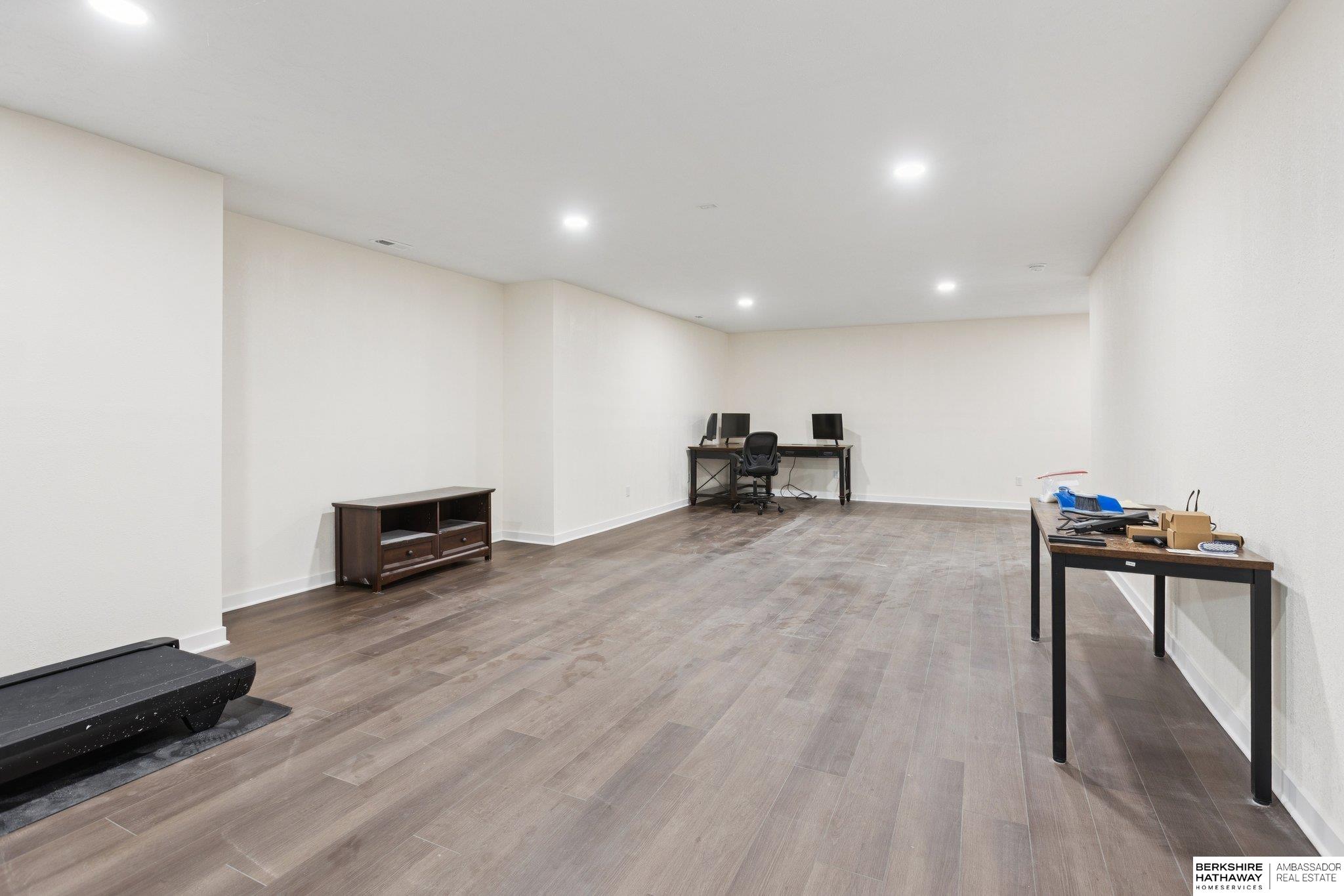 Gretna, Nebraska 68028, United States, 4 Bedrooms Bedrooms, ,2 BathroomsBathrooms,Residential,Active,244267