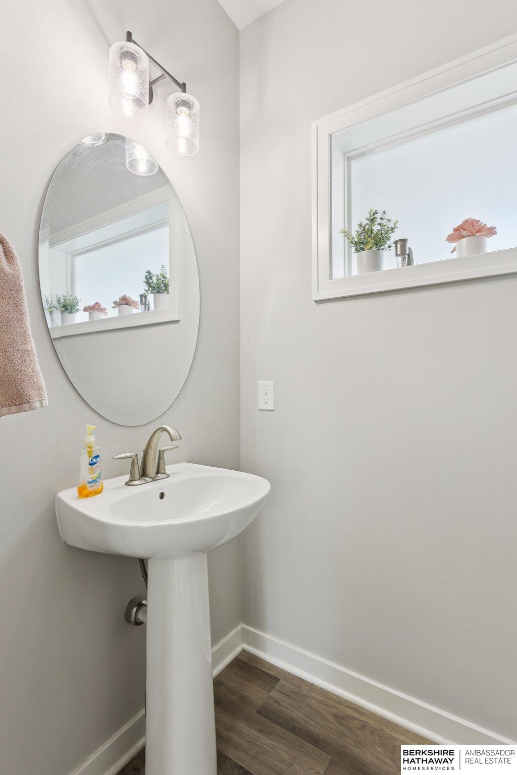 Gretna, Nebraska 68028, United States, 4 Bedrooms Bedrooms, ,2 BathroomsBathrooms,Residential,Active,244267