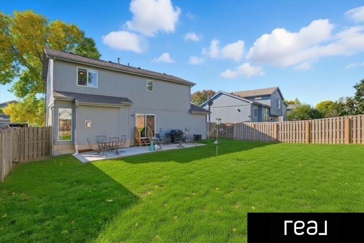 Omaha, Nebraska 68137, United States, 3 Bedrooms Bedrooms, ,2 BathroomsBathrooms,Residential,Active,232428