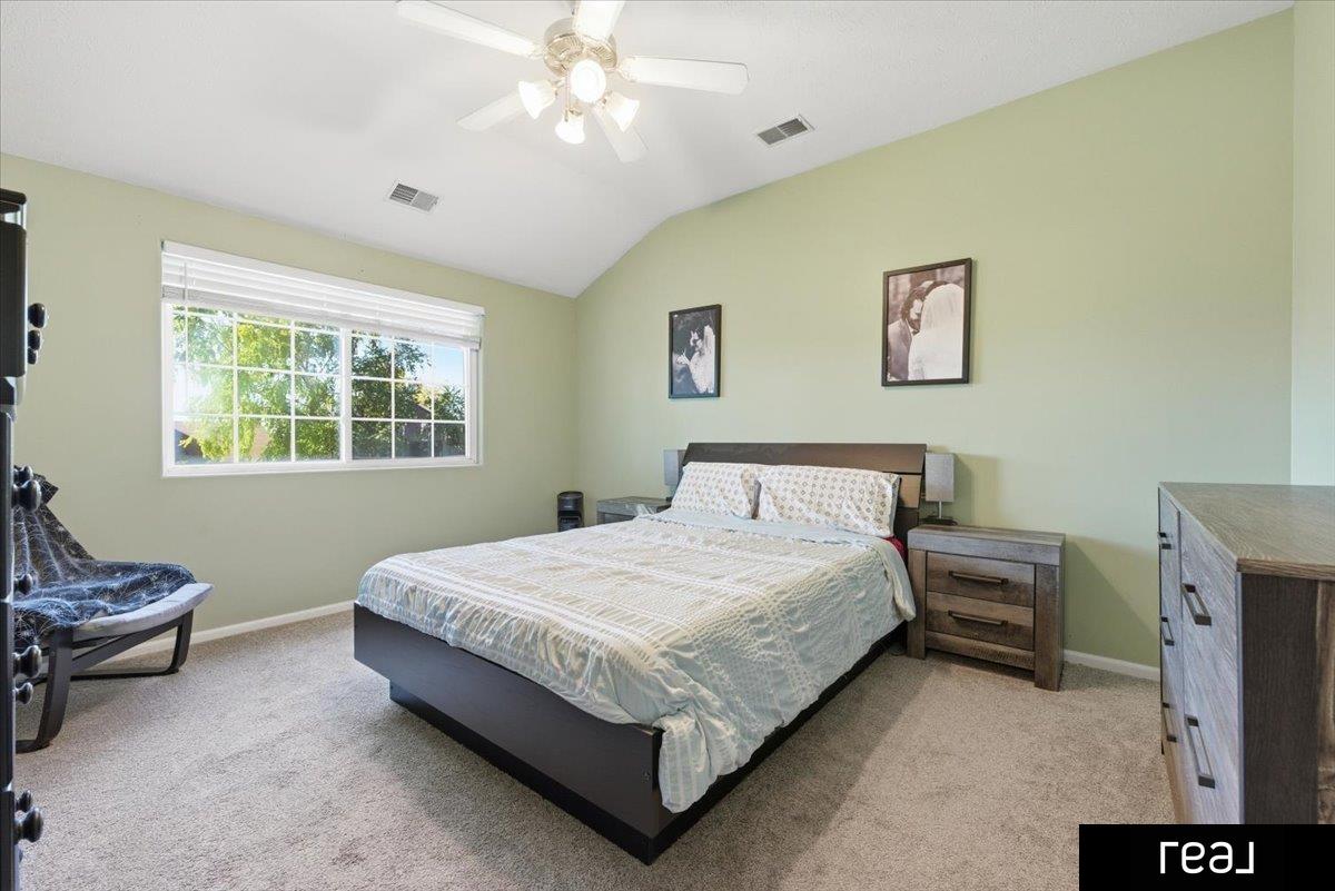 Omaha, Nebraska 68137, United States, 3 Bedrooms Bedrooms, ,2 BathroomsBathrooms,Residential,Active,232428