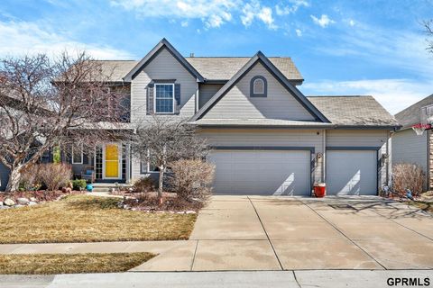 Photo of 2521 N 167th Avenue, Omaha, NE 68116 (MLS # 22607117)