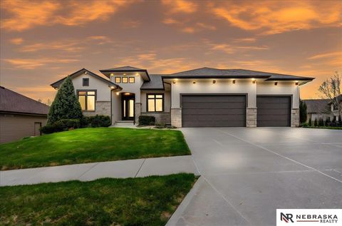Photo of 19002 Cuming Circle, Elkhorn, NE 68022 (MLS # 22611580)