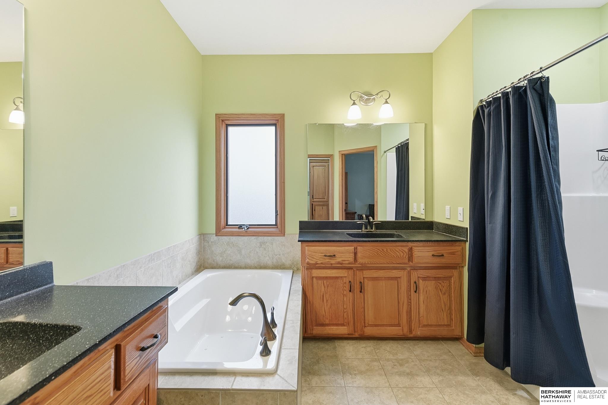 Blair, Nebraska 68008, United States, 4 Bedrooms Bedrooms, ,3 BathroomsBathrooms,Residential,Active,240926