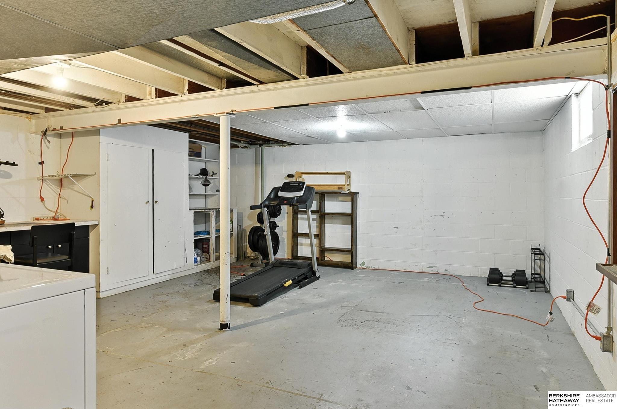 Omaha, Nebraska 68104, United States, 3 Bedrooms Bedrooms, ,2 BathroomsBathrooms,Residential,Active,178141