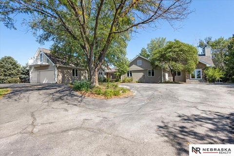 Photo of 8200 SW 24th Street, Lincoln, NE 68523 (MLS # 22525845)