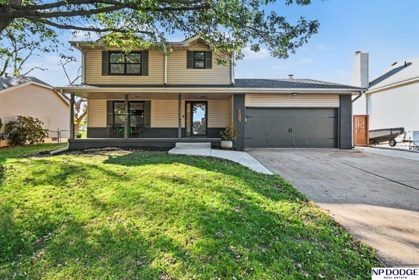 1212 CEDARWOODS DR, PAPILLION, NE 68046 - Image 7f7c9a2b189995fbe5b8d5f2021bbb2c/1239322408