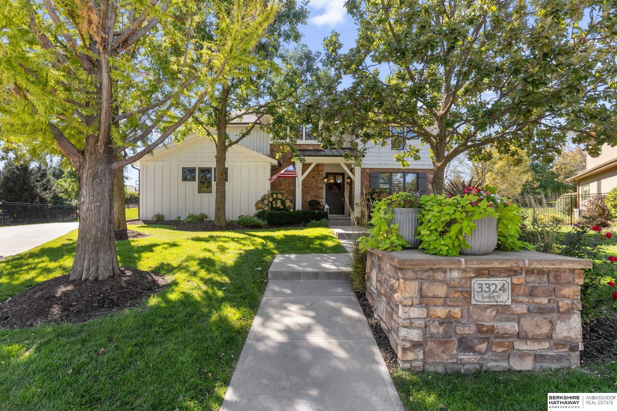 Omaha, Nebraska 68130, United States, 5 Bedrooms Bedrooms, ,5 BathroomsBathrooms,Residential,Active,229175