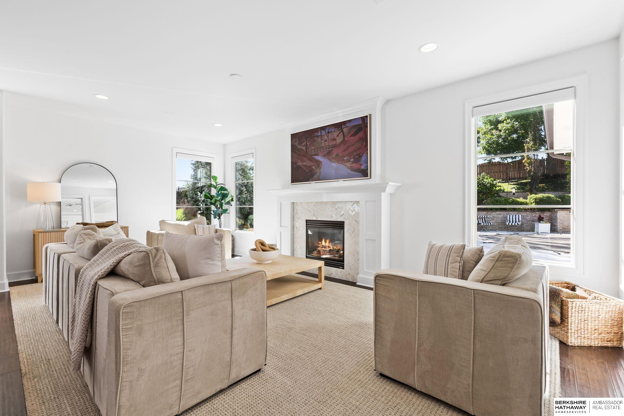 Omaha, Nebraska 68130, United States, 5 Bedrooms Bedrooms, ,5 BathroomsBathrooms,Residential,Active,229175