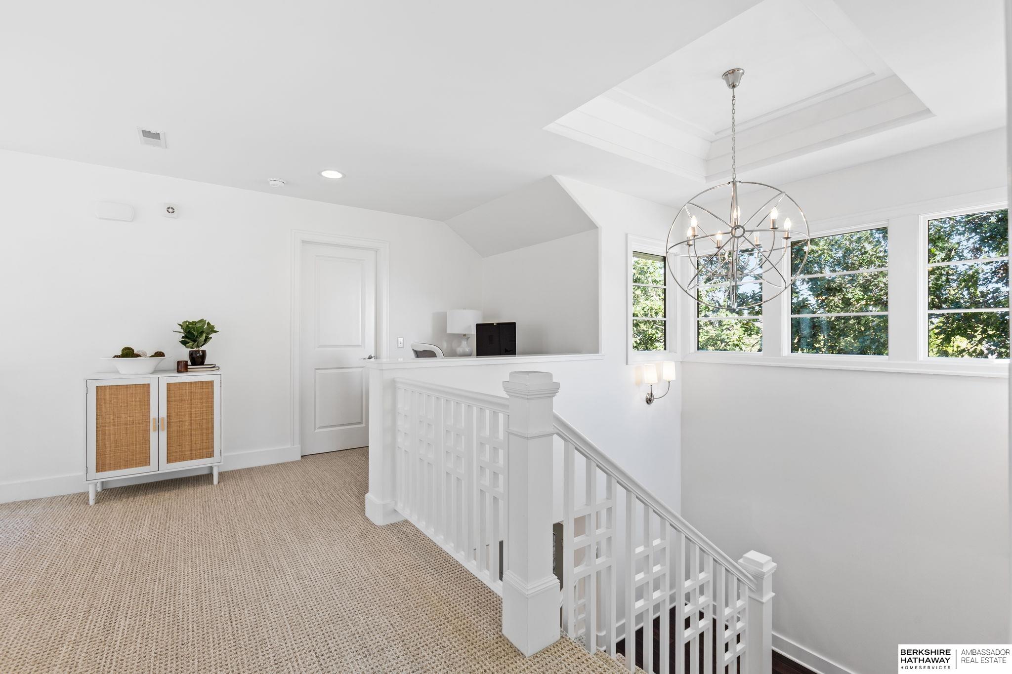 Omaha, Nebraska 68130, United States, 5 Bedrooms Bedrooms, ,5 BathroomsBathrooms,Residential,Active,229175