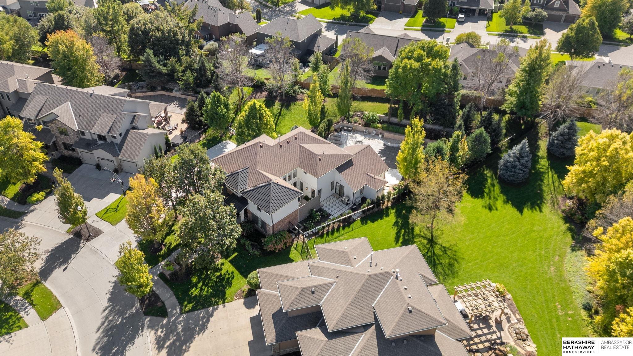 Omaha, Nebraska 68130, United States, 5 Bedrooms Bedrooms, ,5 BathroomsBathrooms,Residential,Active,229175