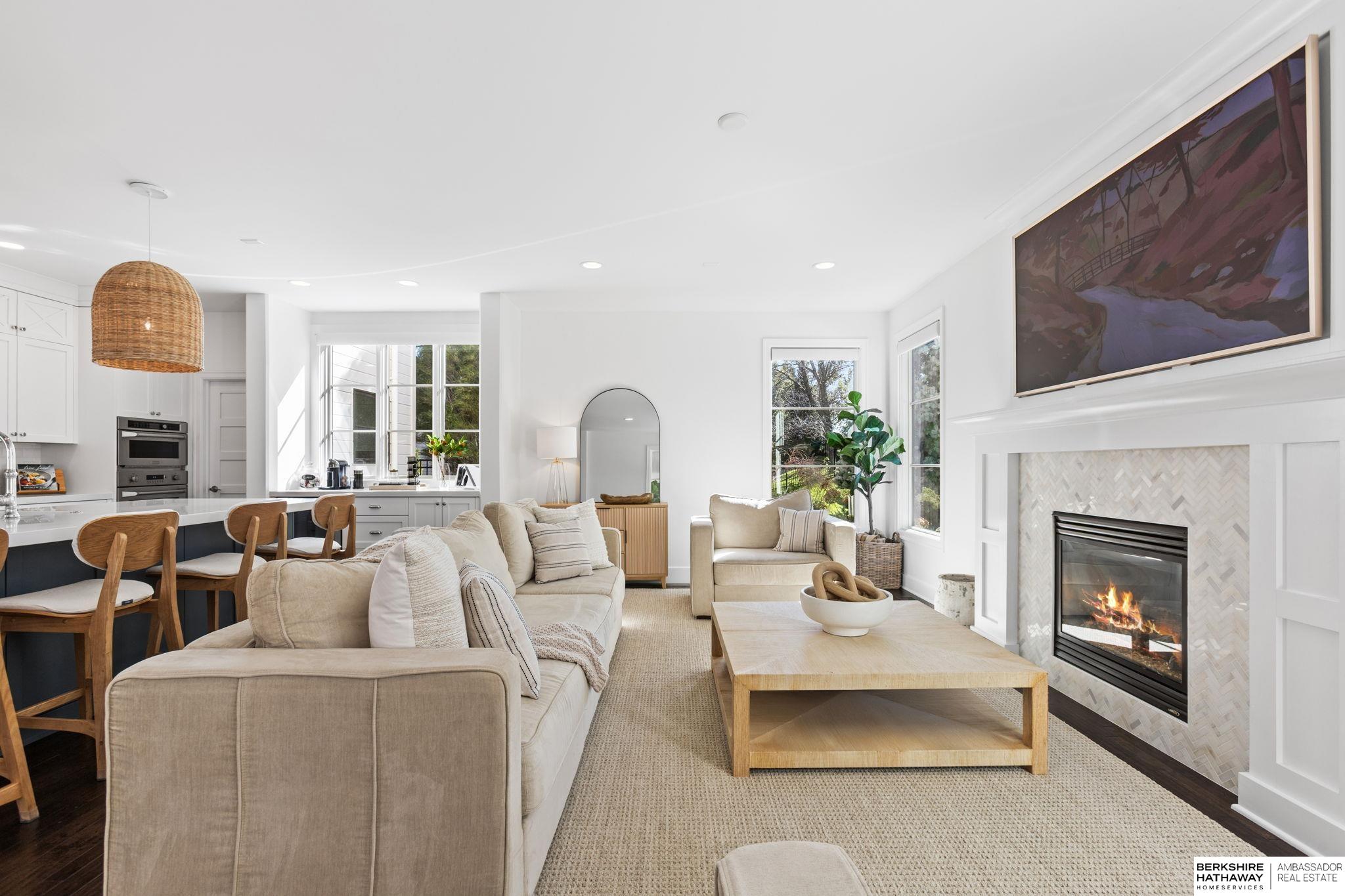 Omaha, Nebraska 68130, United States, 5 Bedrooms Bedrooms, ,5 BathroomsBathrooms,Residential,Active,229175