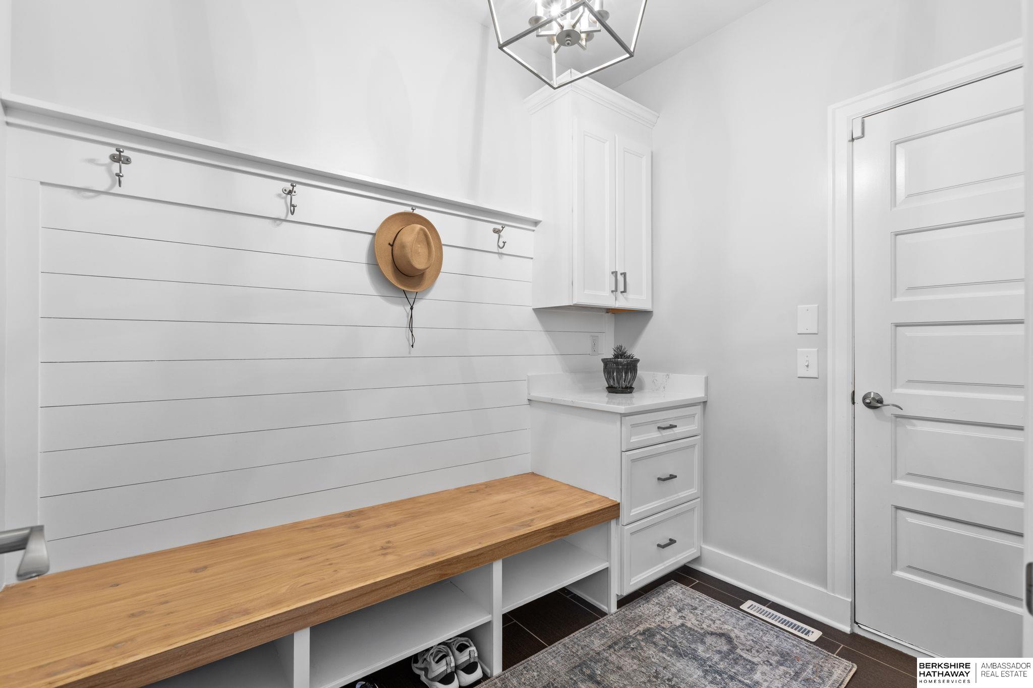 Omaha, Nebraska 68130, United States, 5 Bedrooms Bedrooms, ,5 BathroomsBathrooms,Residential,Active,229175