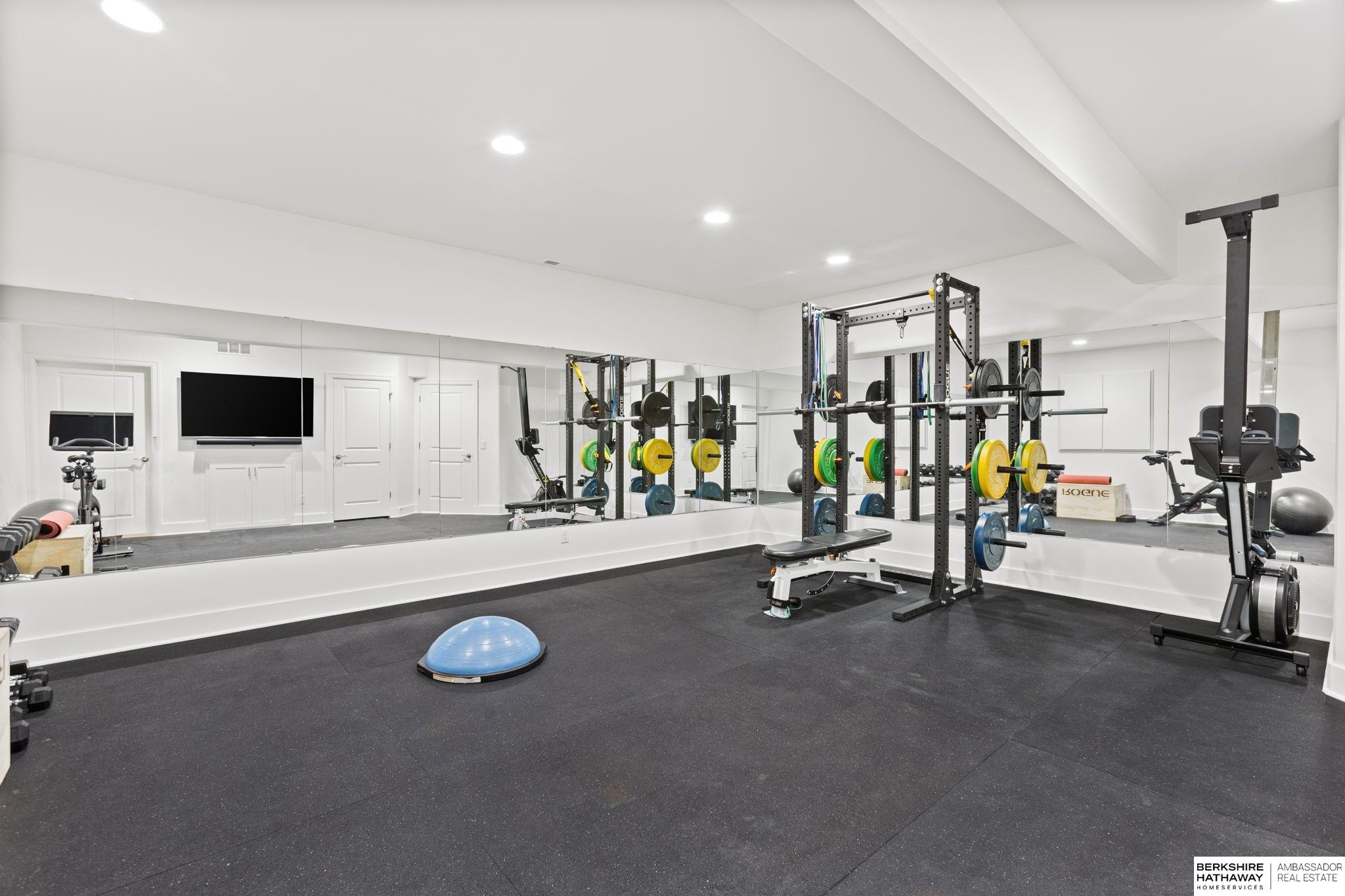 Omaha, Nebraska 68130, United States, 5 Bedrooms Bedrooms, ,5 BathroomsBathrooms,Residential,Active,229175