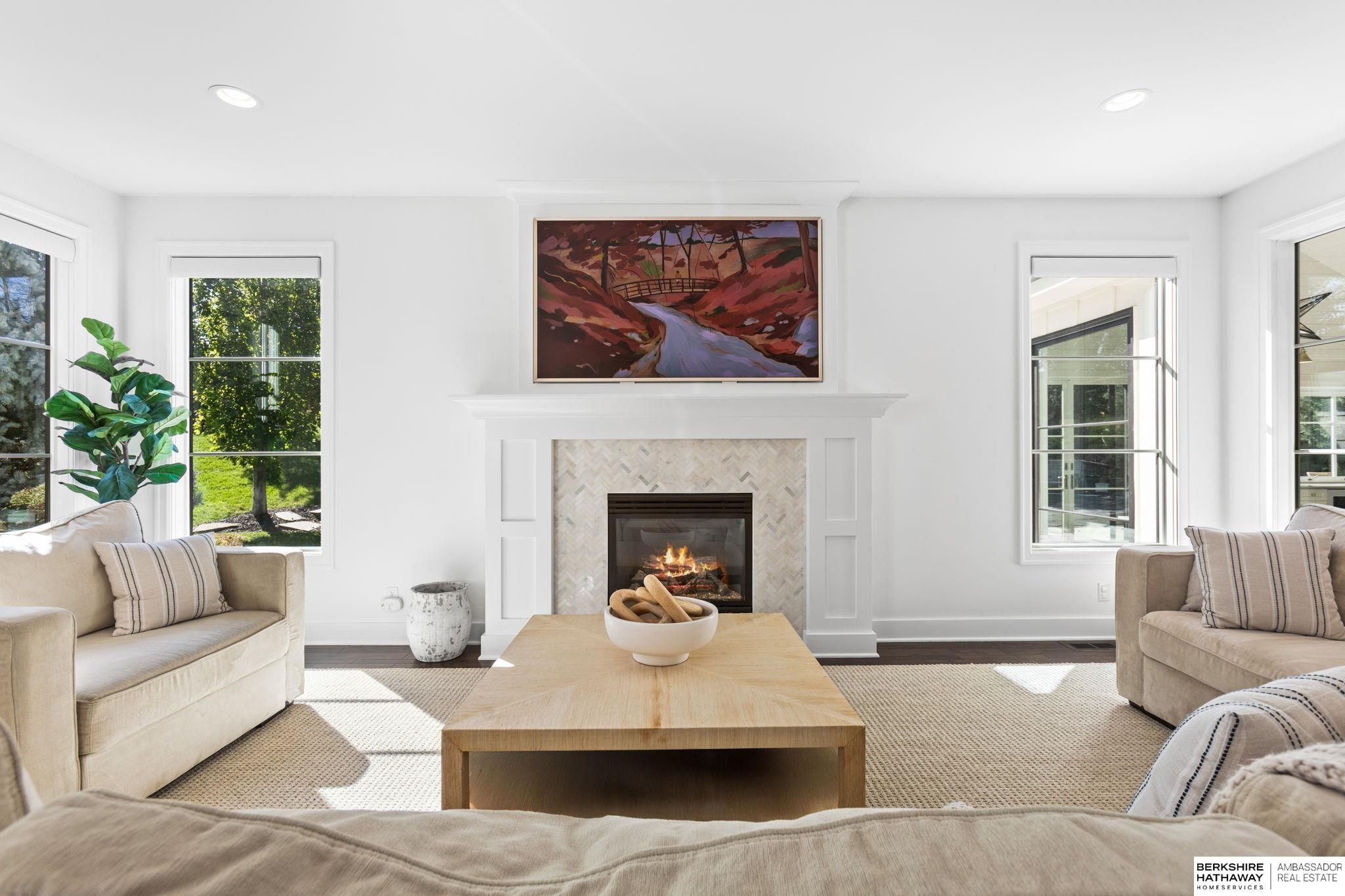 Omaha, Nebraska 68130, United States, 5 Bedrooms Bedrooms, ,5 BathroomsBathrooms,Residential,Active,229175