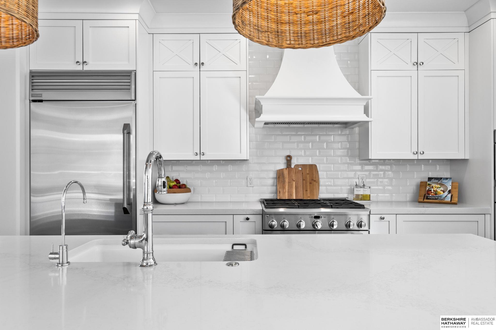 Omaha, Nebraska 68130, United States, 5 Bedrooms Bedrooms, ,5 BathroomsBathrooms,Residential,Active,229175