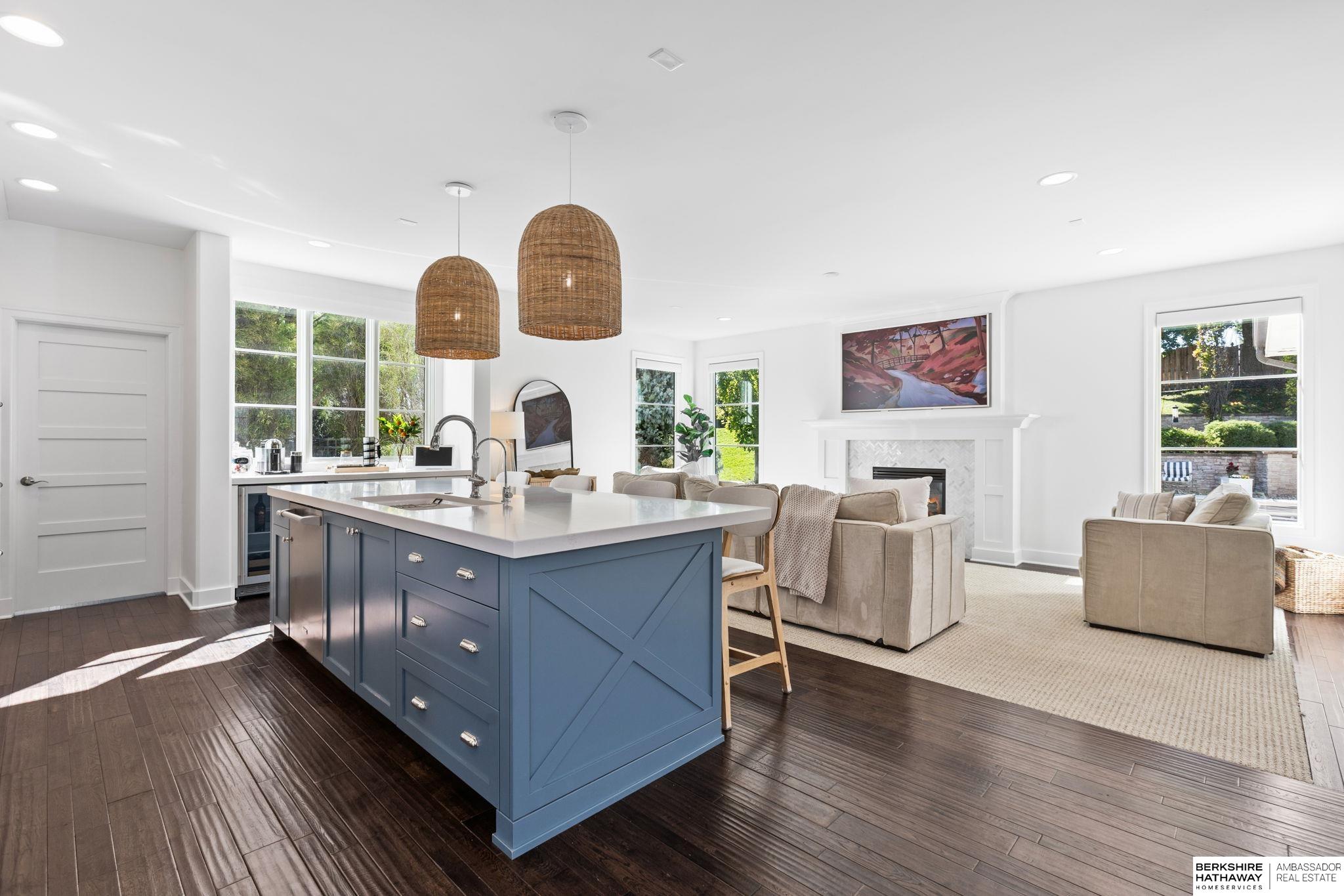 Omaha, Nebraska 68130, United States, 5 Bedrooms Bedrooms, ,5 BathroomsBathrooms,Residential,Active,229175