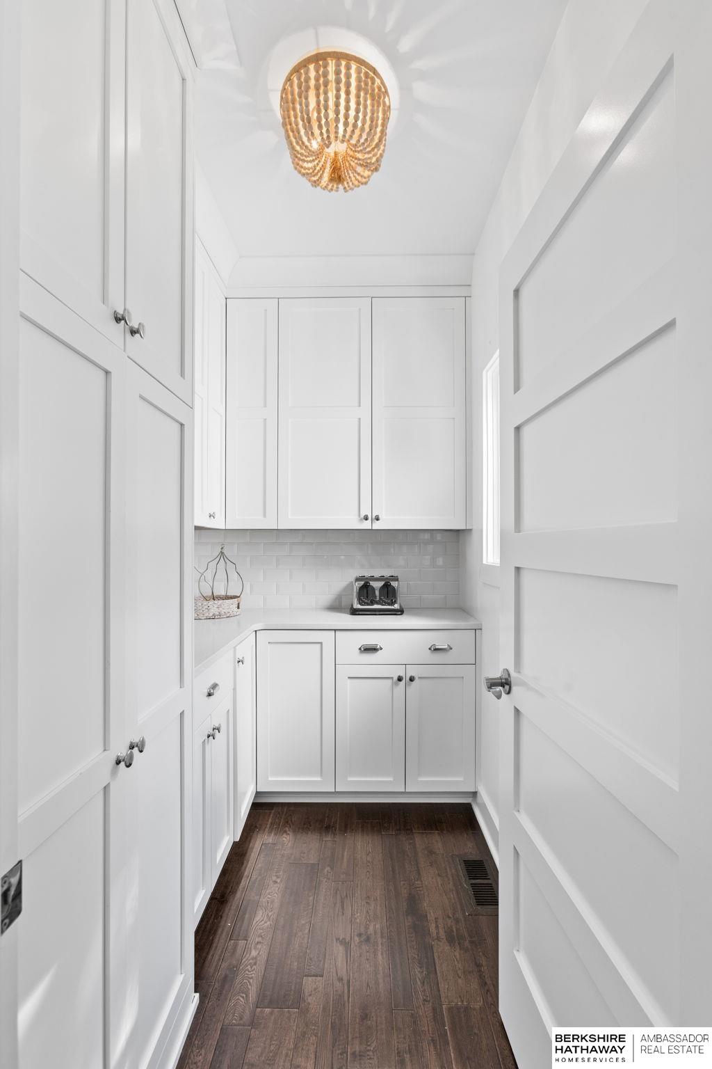 Omaha, Nebraska 68130, United States, 5 Bedrooms Bedrooms, ,5 BathroomsBathrooms,Residential,Active,229175