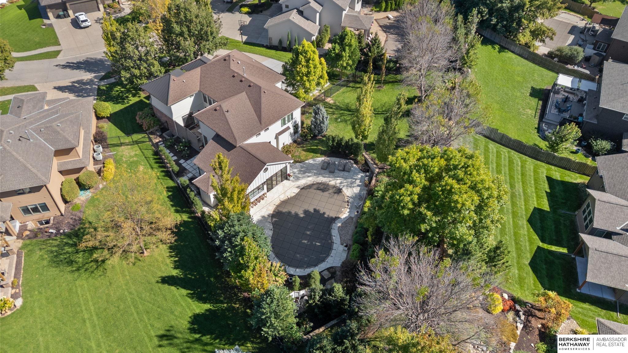 Omaha, Nebraska 68130, United States, 5 Bedrooms Bedrooms, ,5 BathroomsBathrooms,Residential,Active,229175