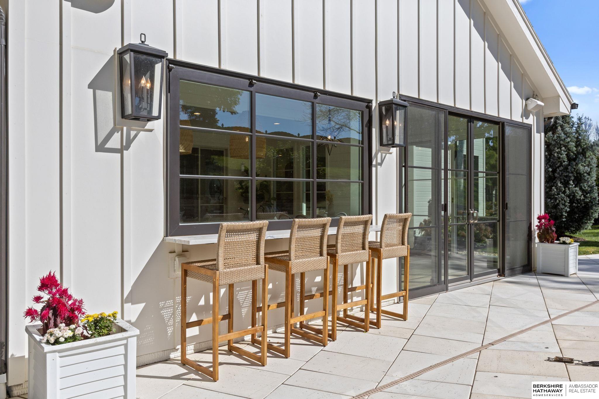 Omaha, Nebraska 68130, United States, 5 Bedrooms Bedrooms, ,5 BathroomsBathrooms,Residential,Active,229175